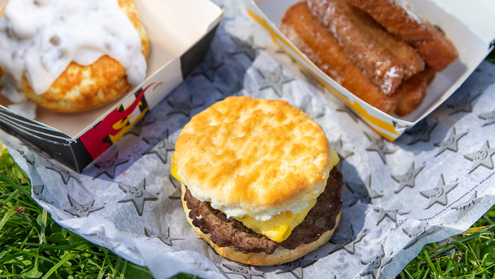 When Does Hardee’S Stop Serving Breakfast: Timings Revealed