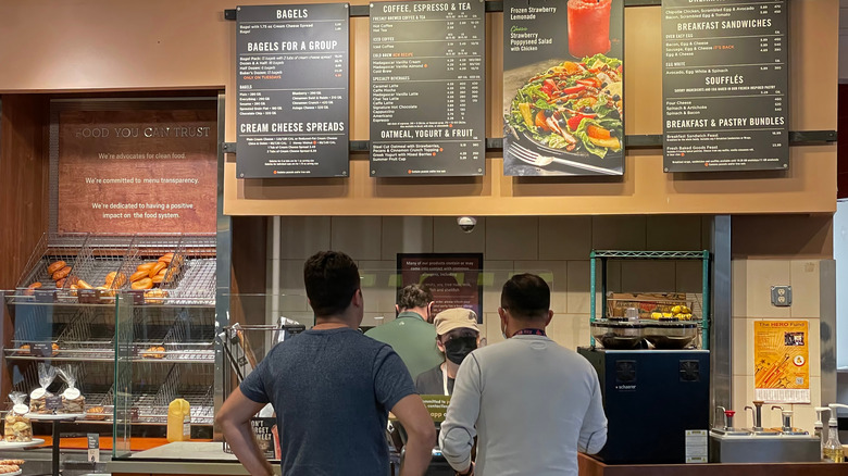 When Does Panera Stop Breakfast: Get the Timings Here